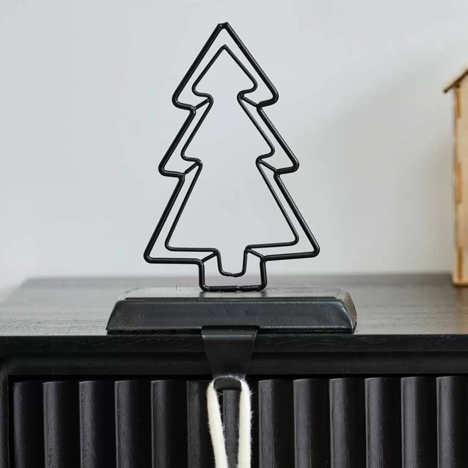 Black Metal Tree Stocking Holder - 14Cm<Party Delights Discount