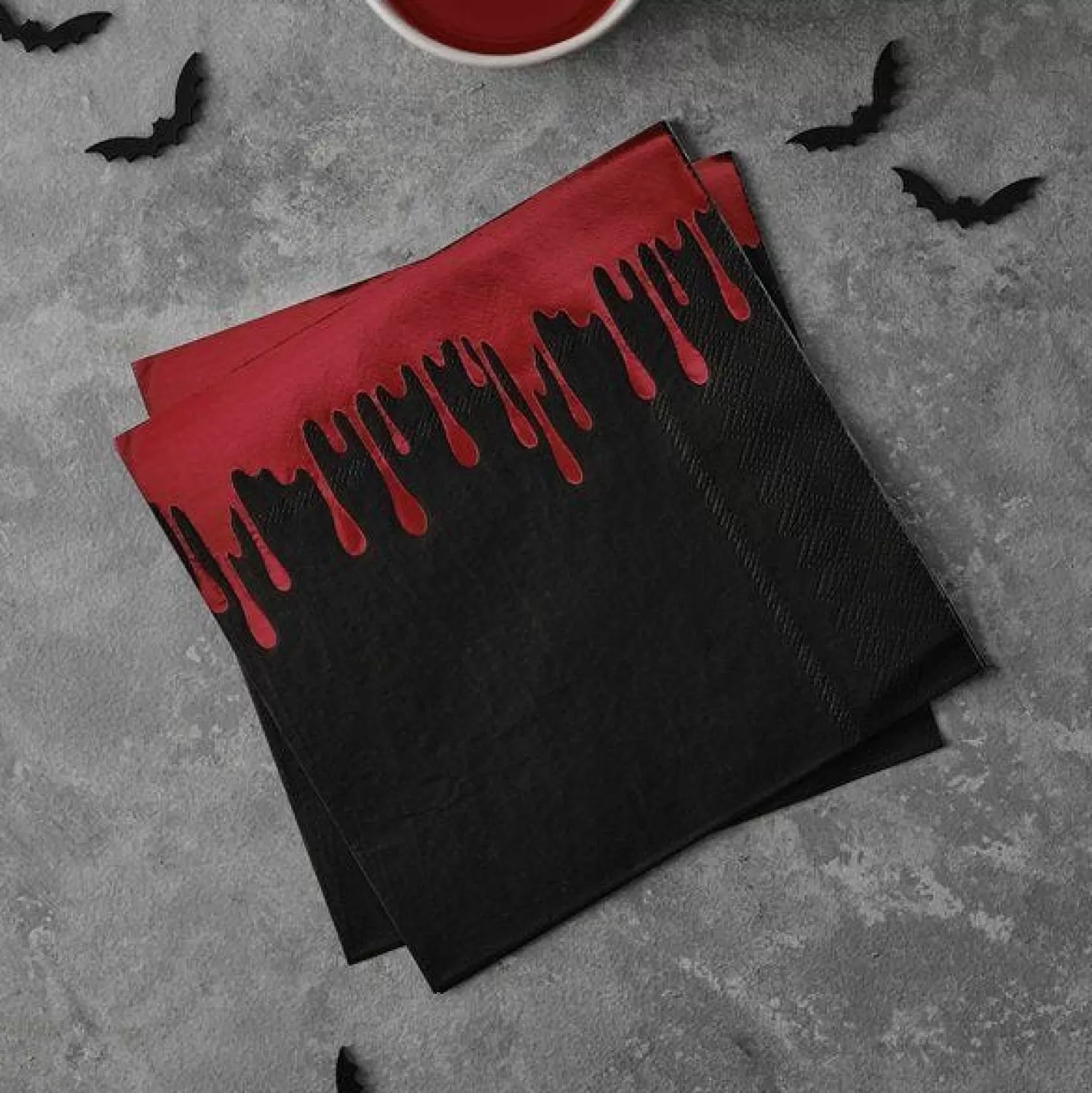 Bloody Paper Napkins - 33Cm (16Pk)<Party Delights Discount