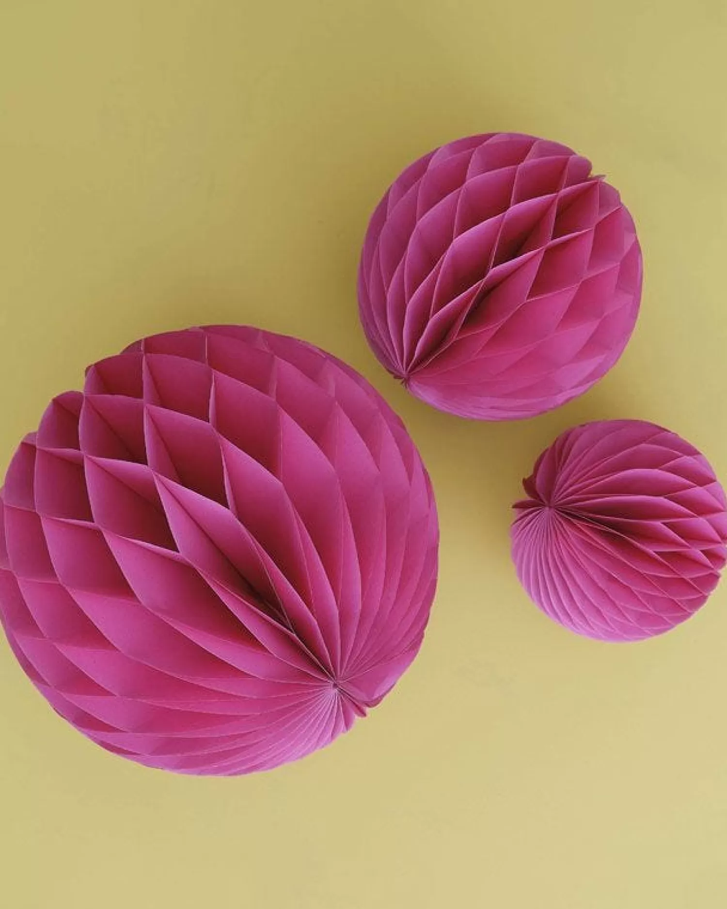 Fuchsia Paper Honeycomb Hanging Decorations (3Pk)<Party Delights Cheap