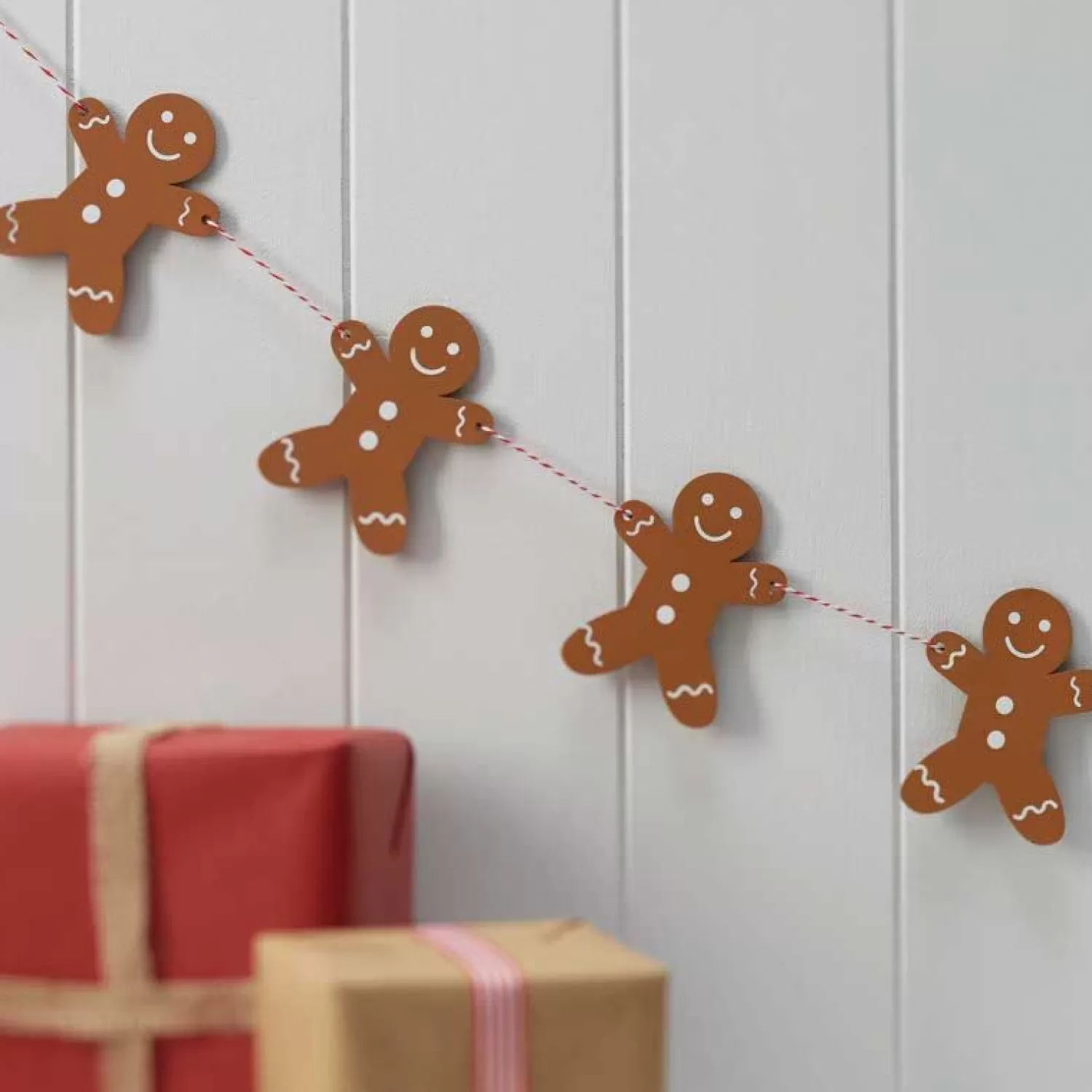 Gingerbread Man Wooden Christmas Bunting - 1.5M<Party Delights Outlet