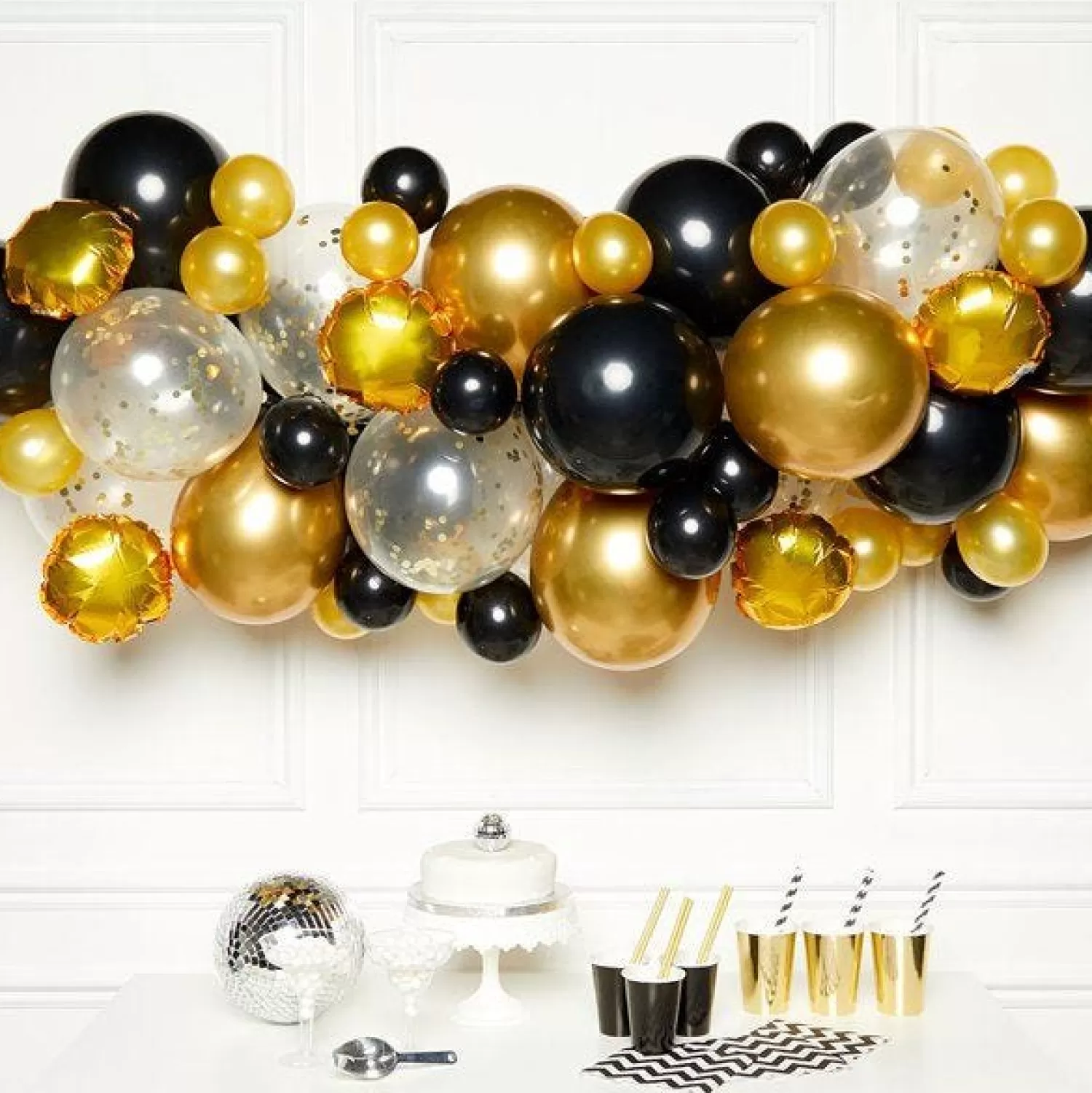 Store Party Delights Gold & Black Balloon Arch Garland - 66 Balloons