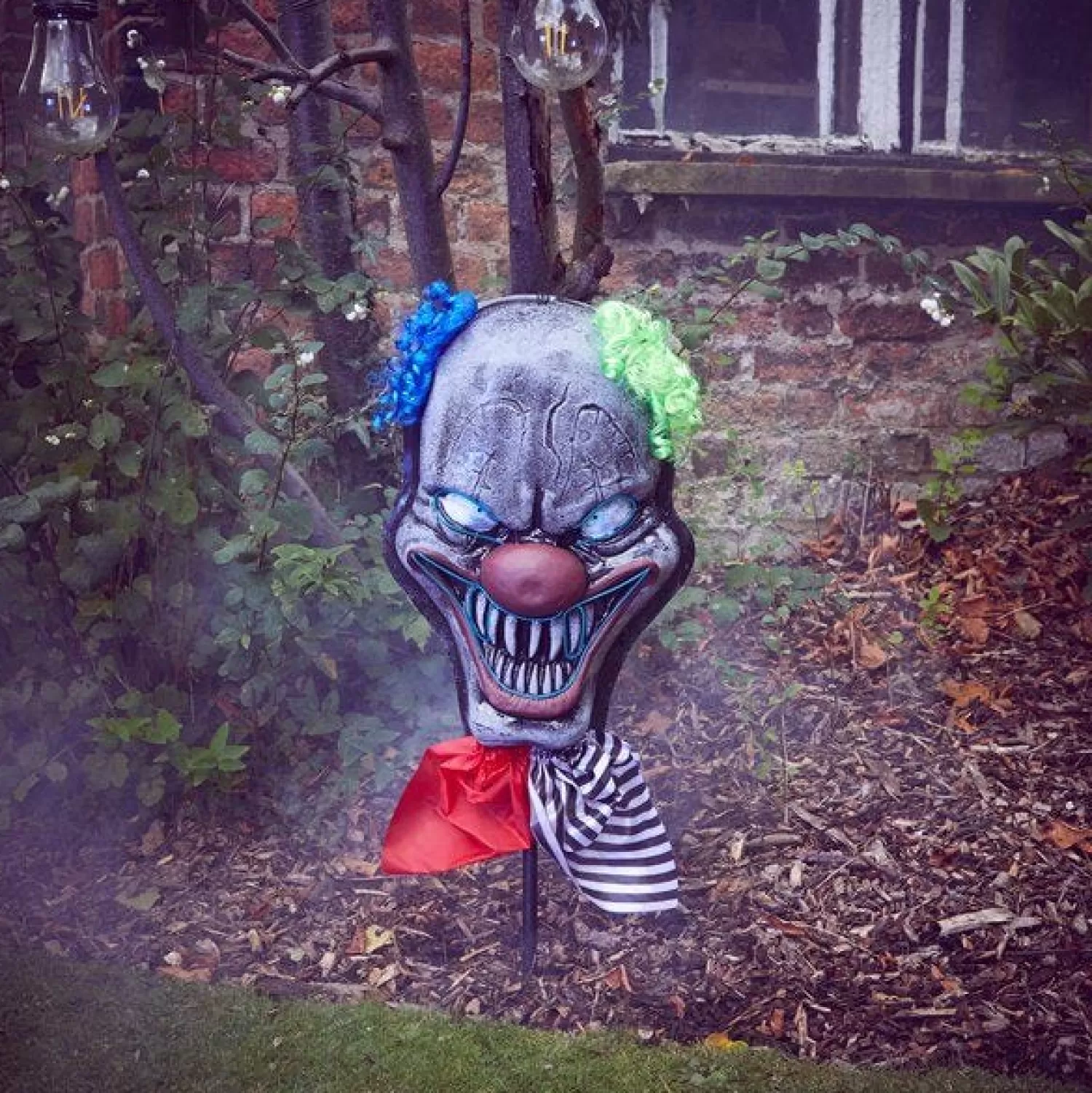 Lights Up Clown Head Stake - 83Cm<Party Delights Outlet