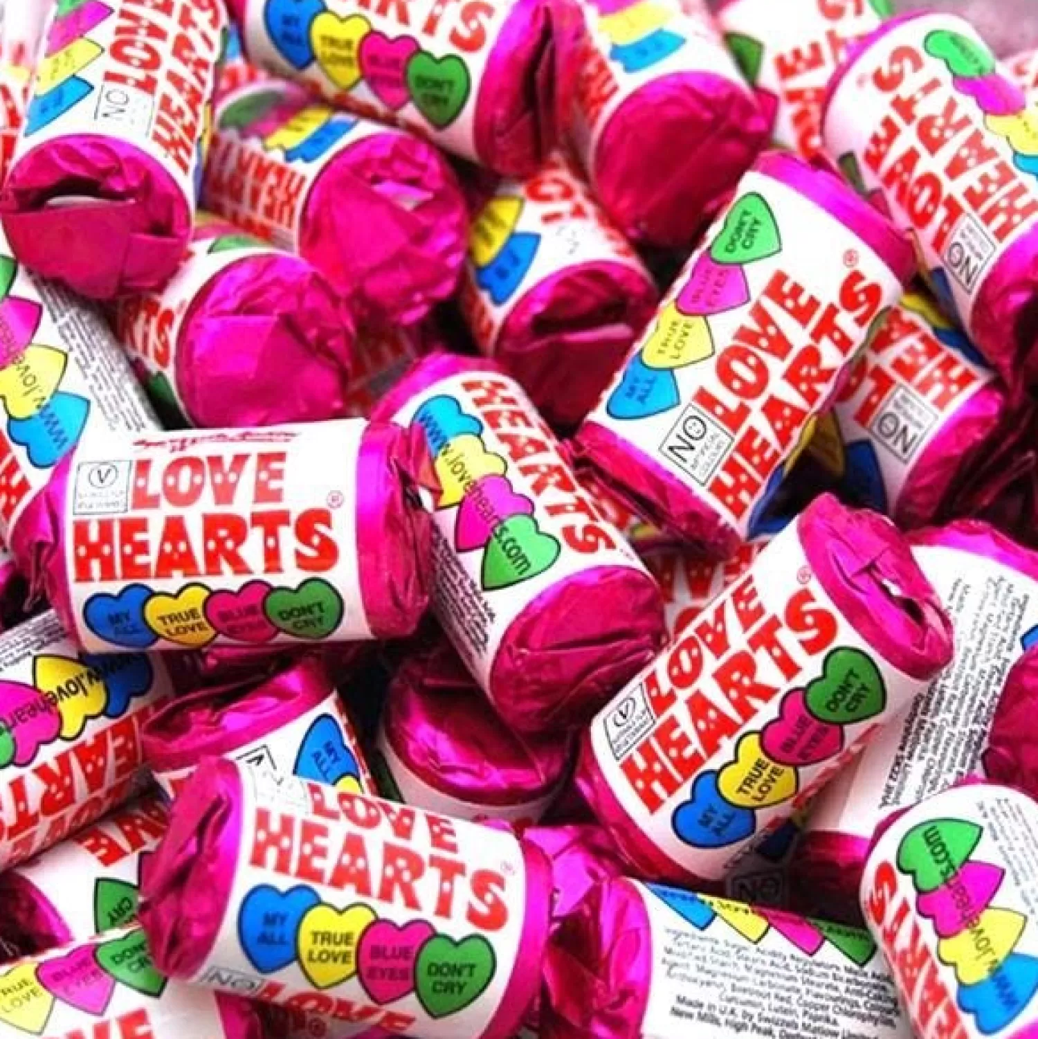 Cheap Party Delights Love Hearts Mini Rolls X100