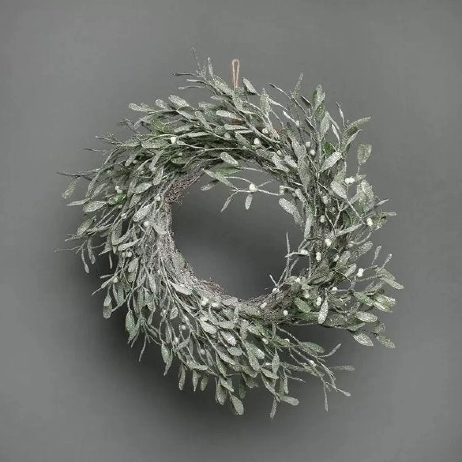 Mistletoe Frosted Wreath - 56Cm<Party Delights Clearance