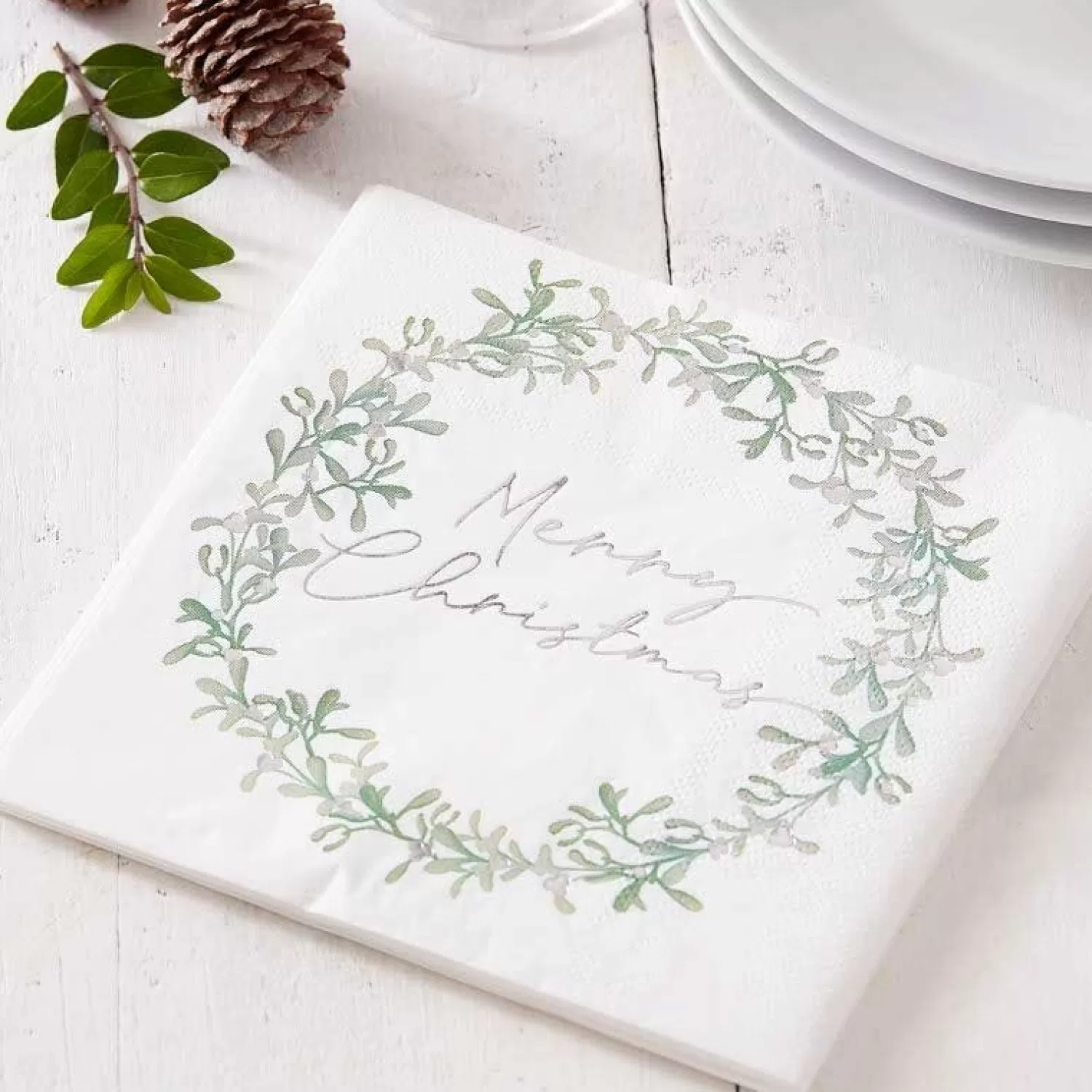 Mistletoe Weath Merry Christmas Paper Napkins - 33Cm (16Pk)<Party Delights Sale