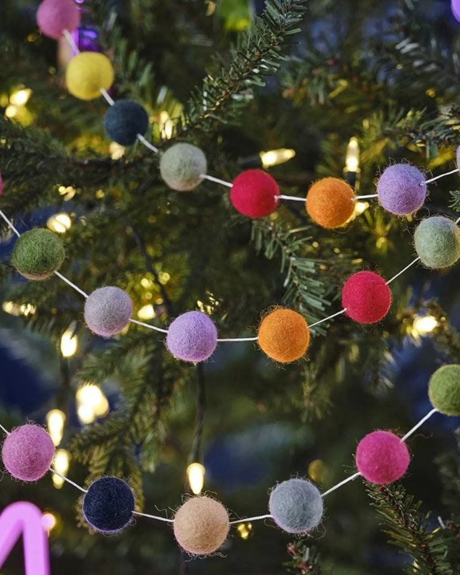 Multicoloured Felt Balls Garland<Party Delights Outlet