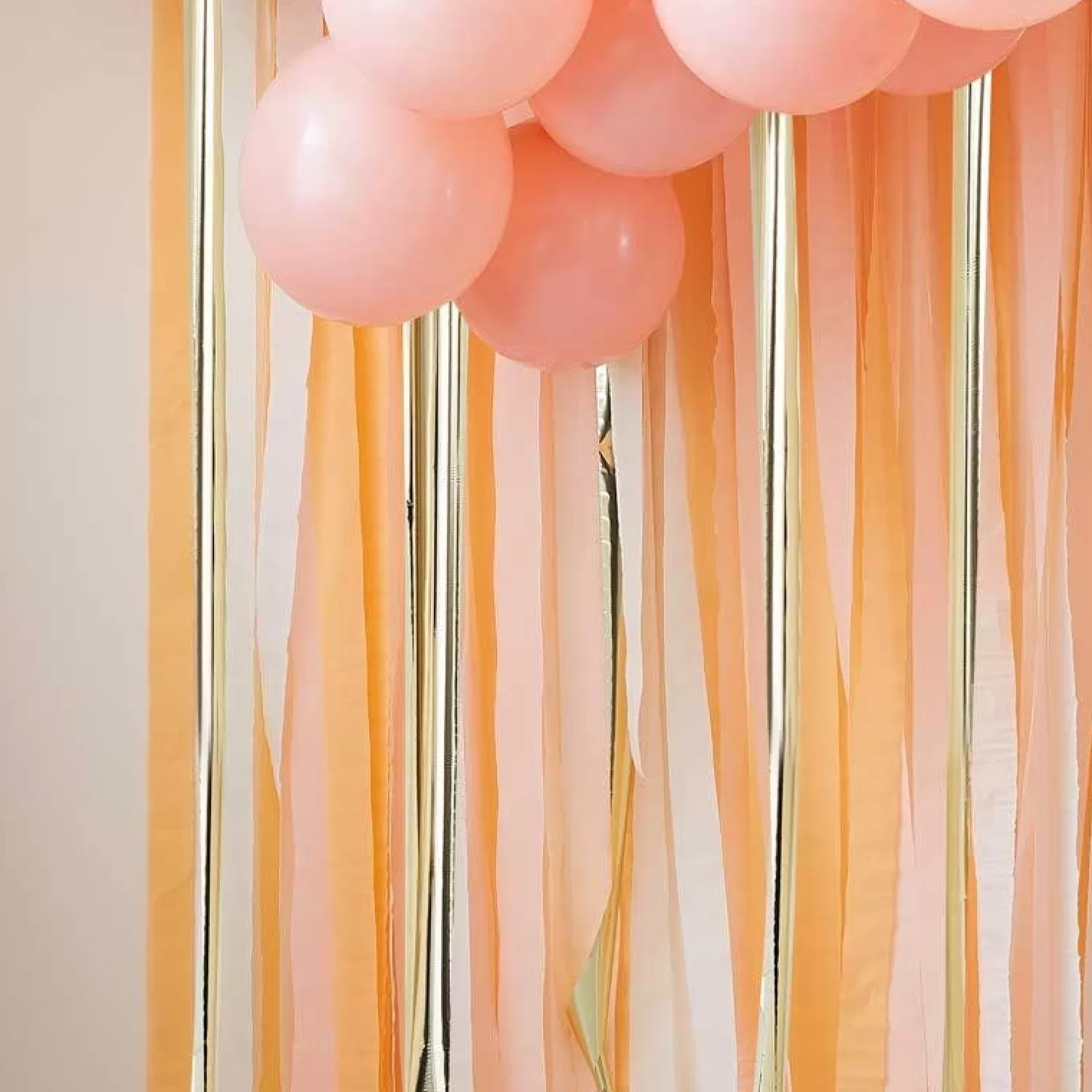 Cheap Party Delights Peach & Gold Streamer Backdrop