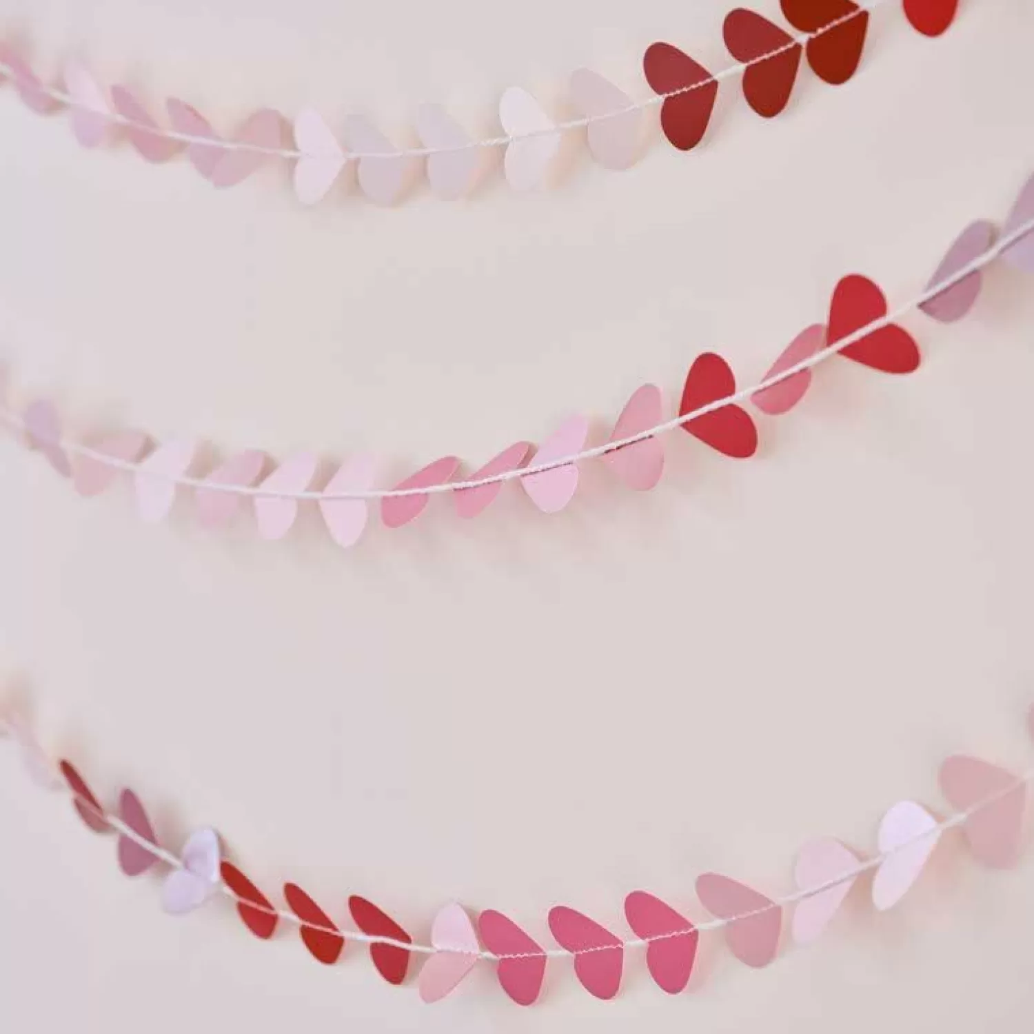 Cheap Party Delights Red & Pink Ombre Heart Paper Garland - 5M