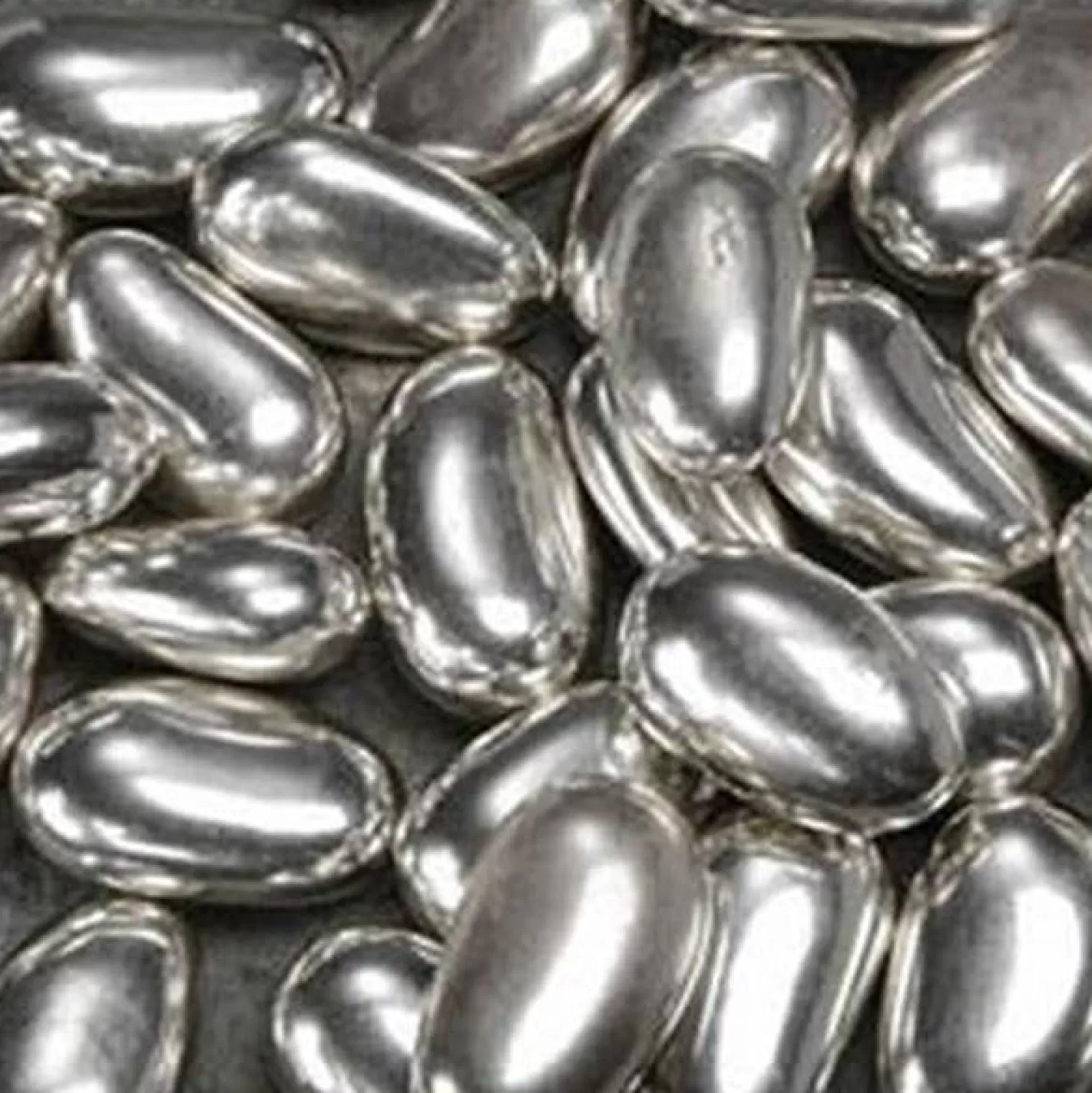 Clearance Party Delights Silver Metallic Sugared Almonds - 1Kg