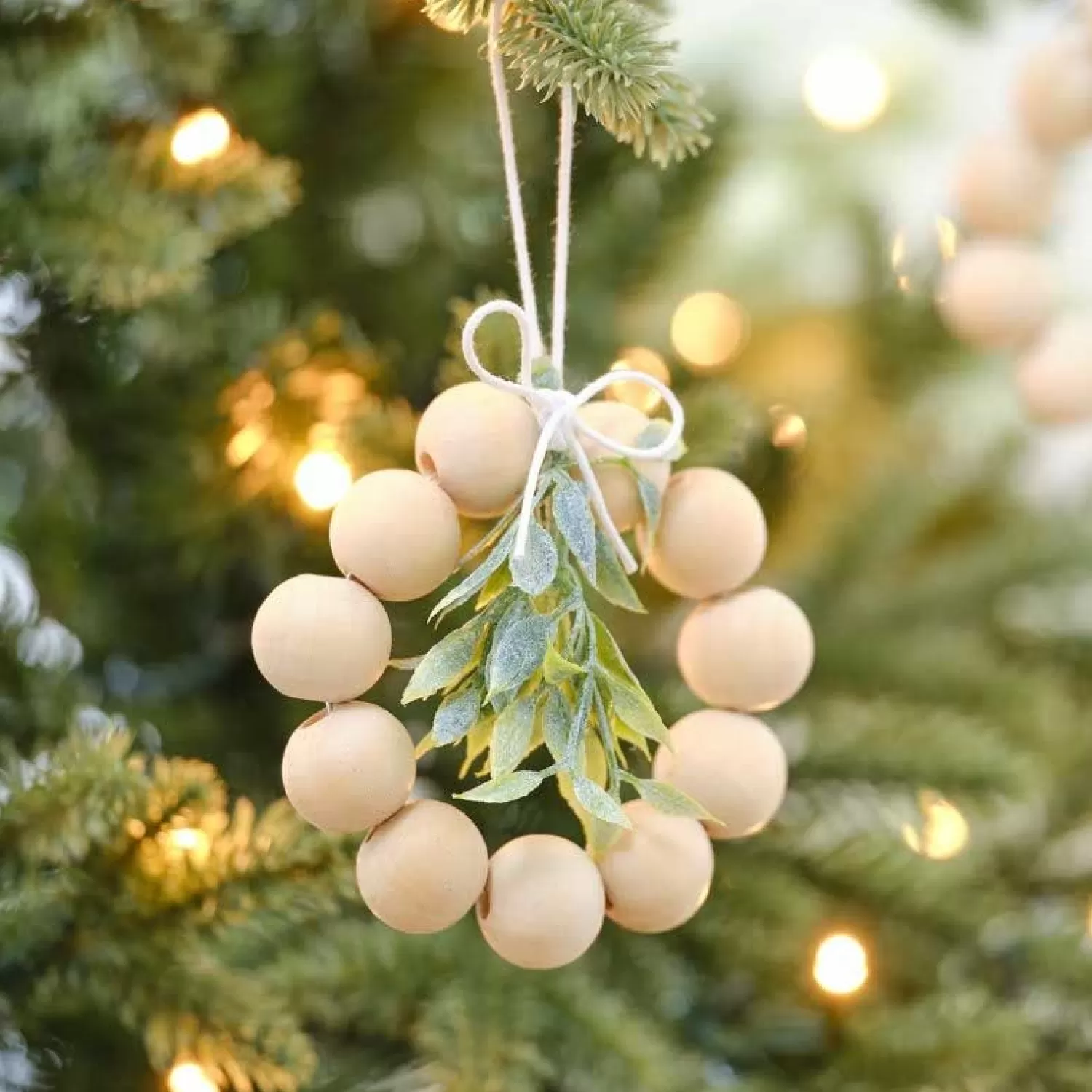 Wooden Beads & Foliage Tree Decorations (4Pk)<Party Delights New